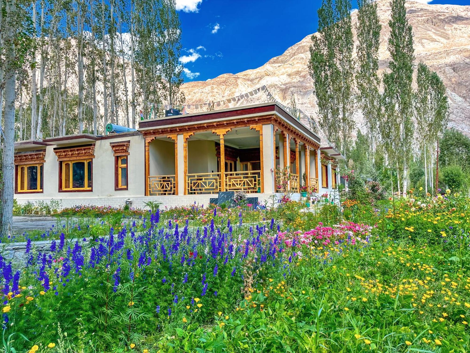 Hotel De Khama Nubra Exteriér fotografie